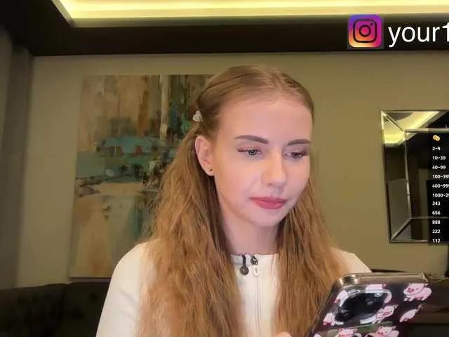 -VikkiL0vesCheese- from BongaCams