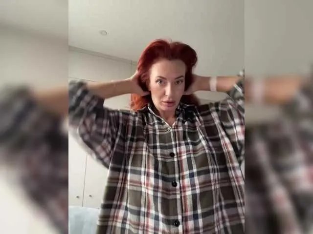 -wowFox- from BongaCams