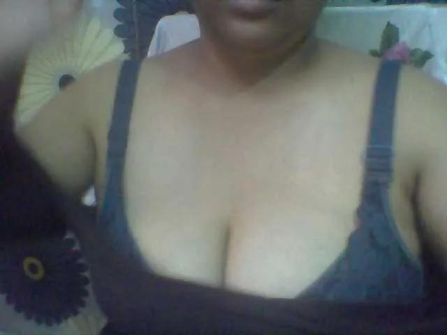 babyhornyx from BongaCams