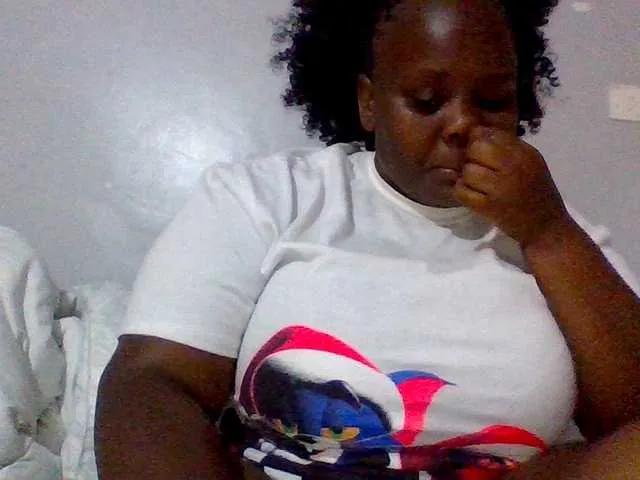 Bursty-Monique from BongaCams