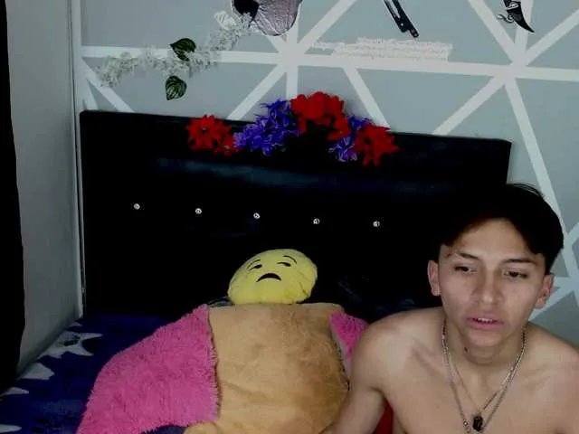 COZY7COUPLE from BongaCams