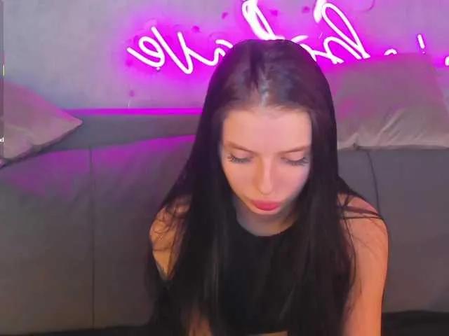 Eva-Mayers from BongaCams