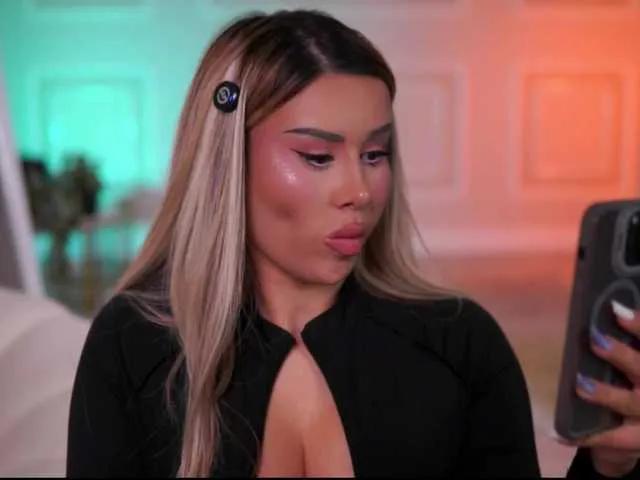 EvaZane from BongaCams