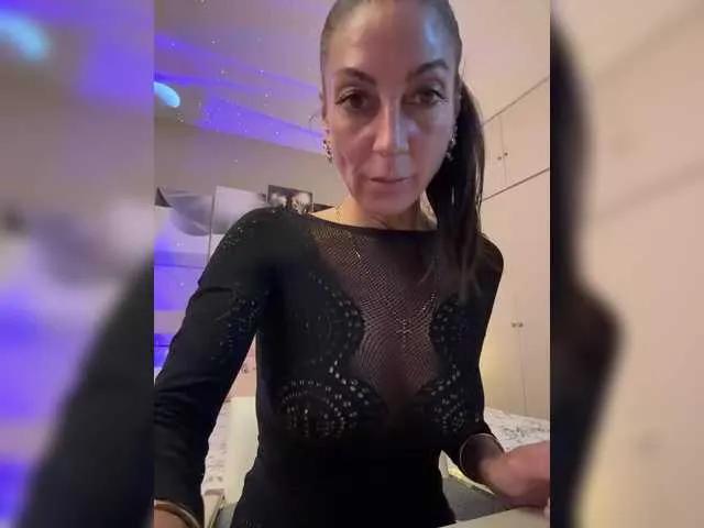 IrinkaGata from BongaCams