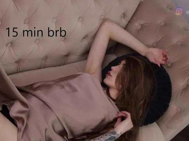 Discover hot stripper IzabellaOne IzabellaOne from BongaCams