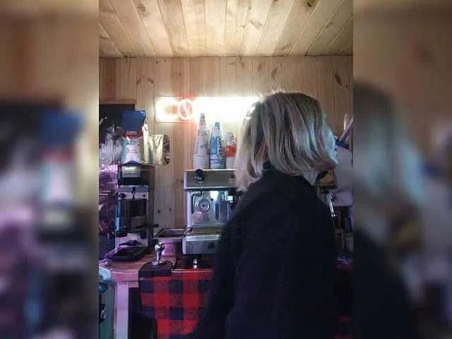 Katriona from BongaCams