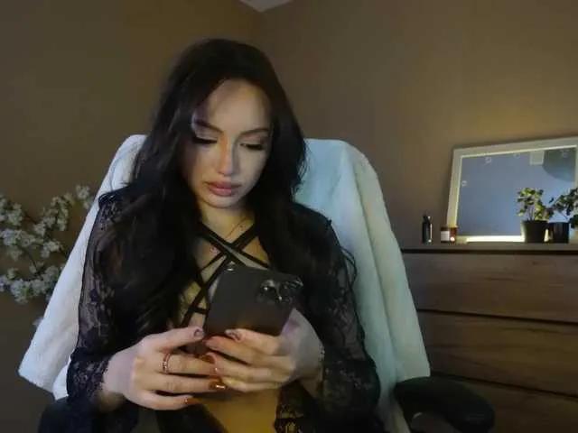 Hot Kaylalaine1 wants you to fuck her body now kaylalaine1 from BongaCams