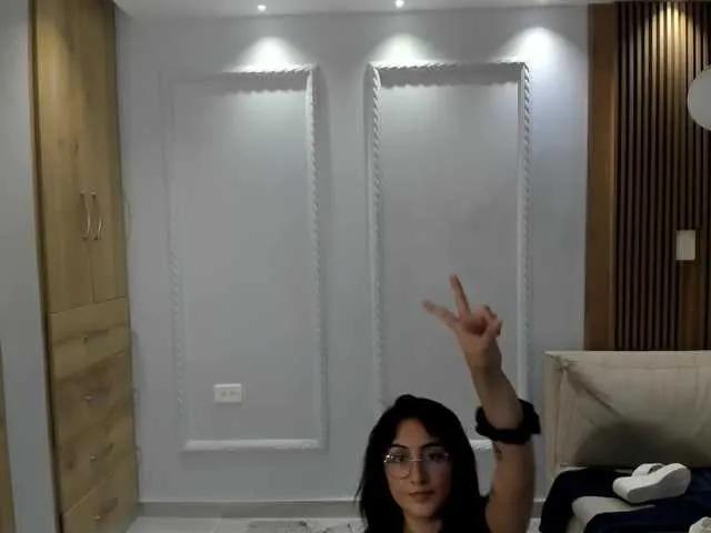 KayLov from BongaCams