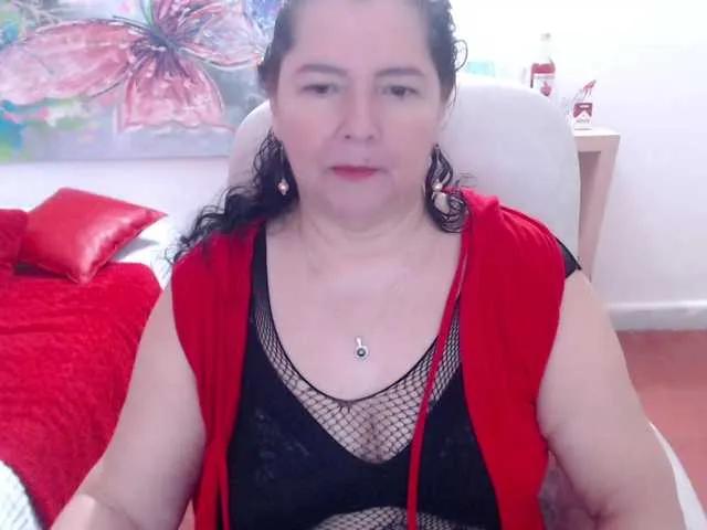leonela from BongaCams