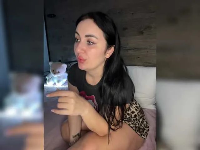 Leyla-kavkaz from BongaCams