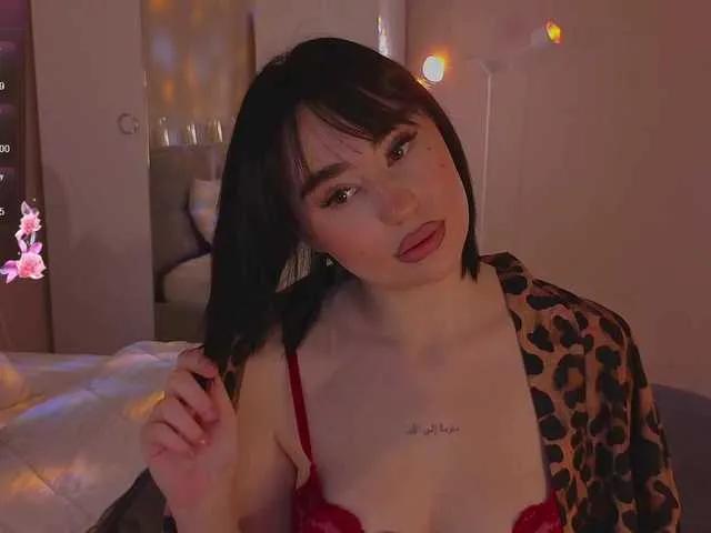 Slutty Lia-May wants you to fuck her body now Lia-May from BongaCams