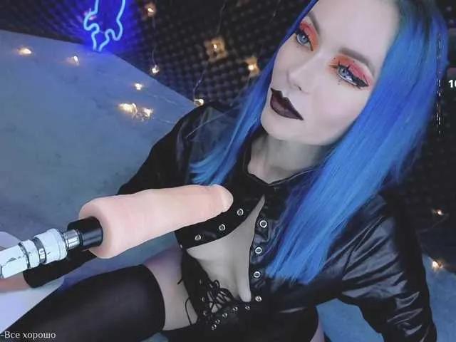 LISA-ALYSSA from BongaCams