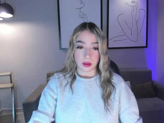 LizzCooper from BongaCams