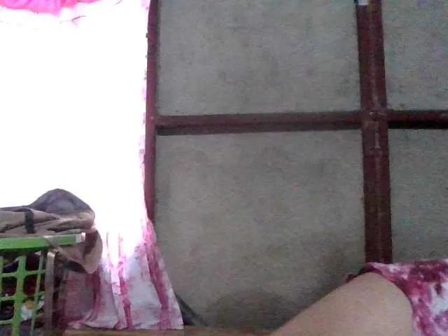 LovelyShaxxx3 from BongaCams