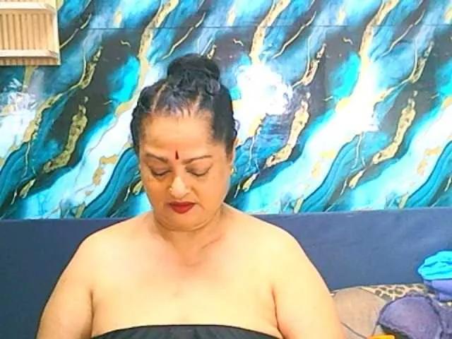 matureindian from BongaCams