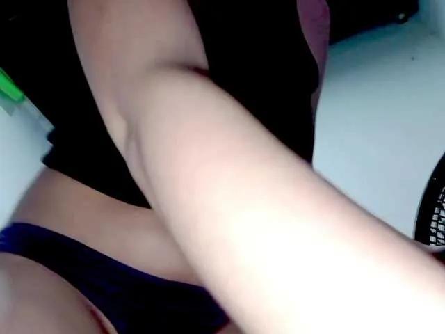 Amazing PetiteIvoryqueens from BongaCams PetiteIvoryqueens from BongaCams