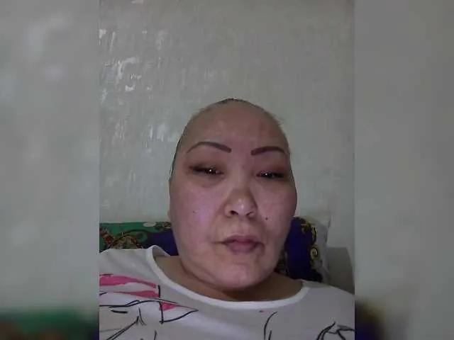 Try cute slut Qweentis Qweentis from BongaCams