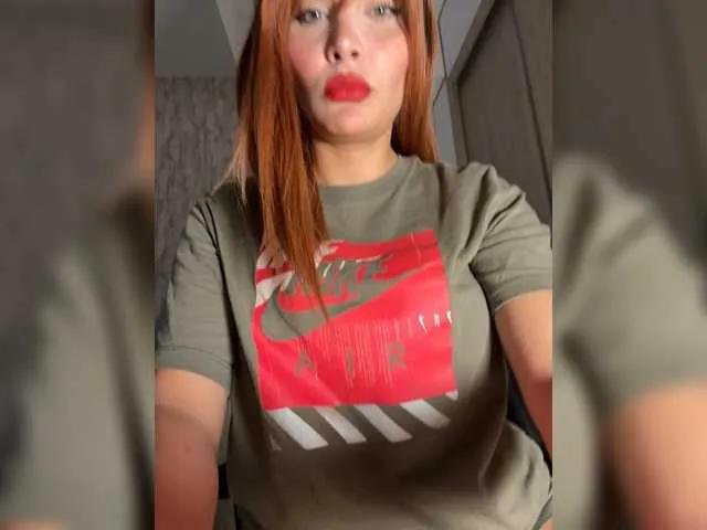 Join ScarlettSugar, she wants to masturbate for you ScarlettSugar from BongaCams