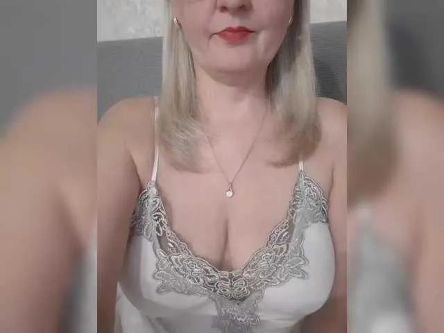 SexiestJess45 from BongaCams