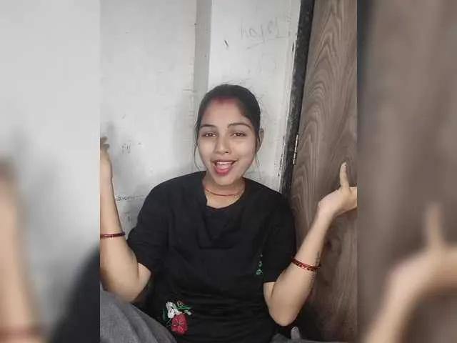 Tunnidelhi from BongaCams
