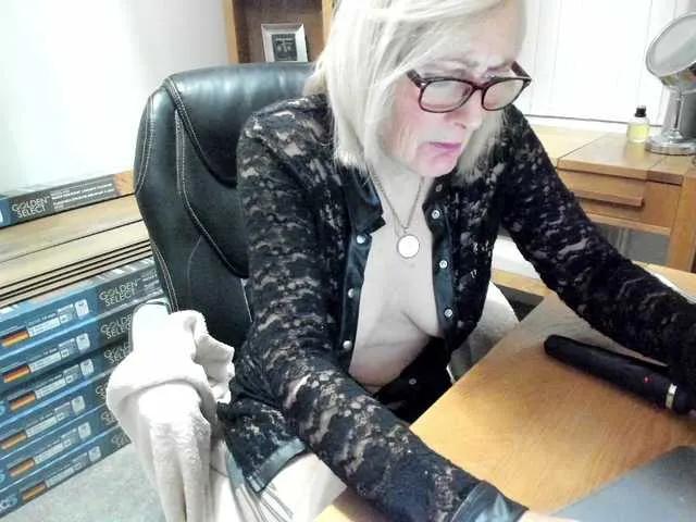 Victoria68xx from BongaCams