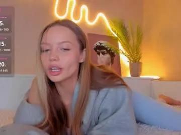 amazing_roxana from Chaturbate