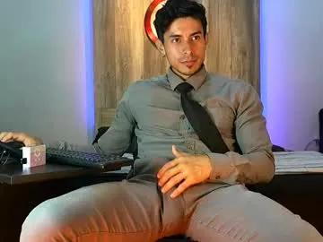 andrew_elliot from Chaturbate