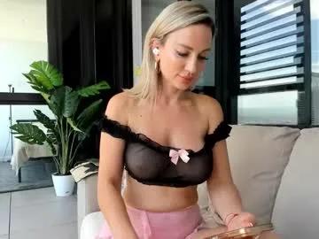 anna_royale from Chaturbate