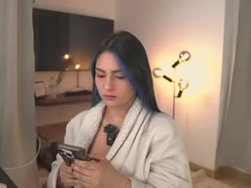 annieguzman_ from Chaturbate