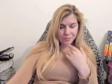 artsyandcraftsy_ from Chaturbate