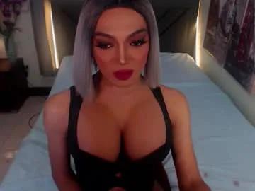 Watch dirty slut Bellabumzyx bellabumzyx from Chaturbate