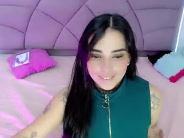 carolaine01 from Chaturbate