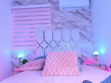 colett_hall from Chaturbate