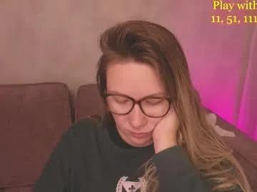 cute_darina from Chaturbate