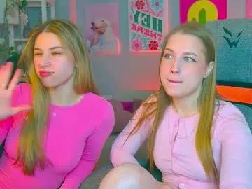 Admire 22 years old elliecutes from Chaturbate elliecutes from Chaturbate