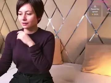 ishtardivine from Chaturbate