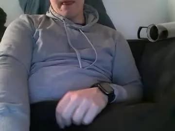 julzzy21 from Chaturbate