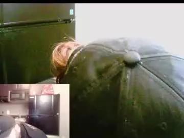 lilbratty_clouds_ogpuffdragon from Chaturbate