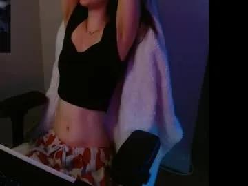 lilythrone from Chaturbate