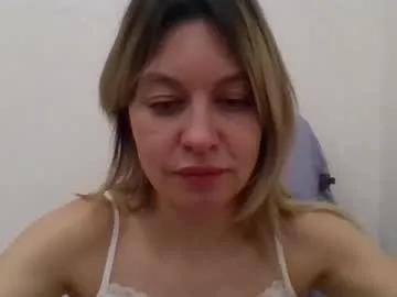 little_milf_ from Chaturbate