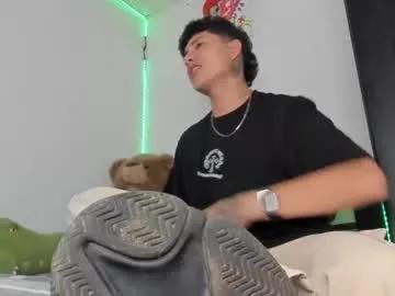 mateo_escobar from Chaturbate