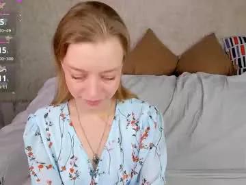 michelle_blond from Chaturbate
