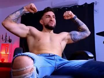 mightyaaron from Chaturbate