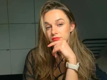 mmminnie from Chaturbate