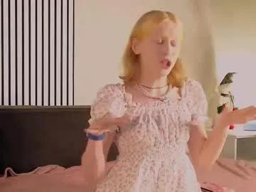 mrs_mills from Chaturbate