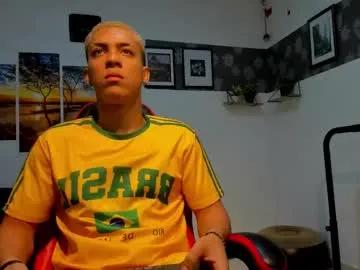noah_flynn1 from Chaturbate