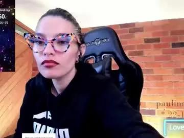 paulinabarnett_ from Chaturbate