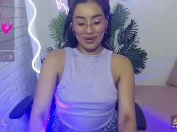 peachy_tay from Chaturbate