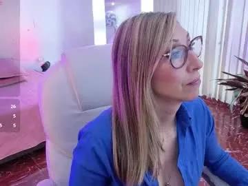 Naked scarlett_079 from Chaturbate scarlett_079 from Chaturbate