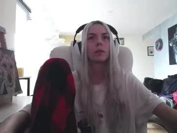 tinykylie from Chaturbate